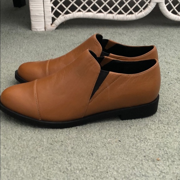 Nine West loafers (NWT never worn) - Picture 2 of 4